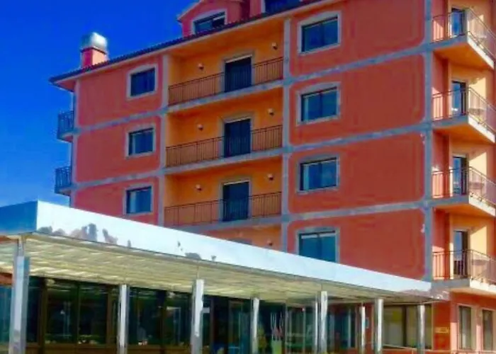 Encuentra hoteles con media pensión en Sanxenxo para unas vacaciones perfectas